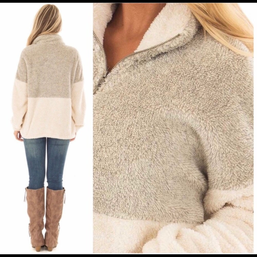 Fuzzy Half-Zip Taupe/Cream Pullover Sweater. (1L) - Picture 6 of 6